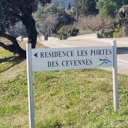 Maisonnette Sous Les Chenes Gard 30 Tatil Evi