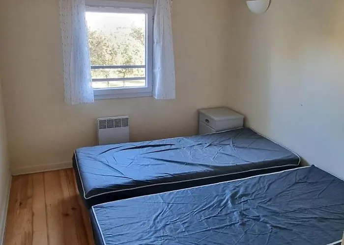 Semesterbostad Maisonnette Sous Les Chenes Gard 30